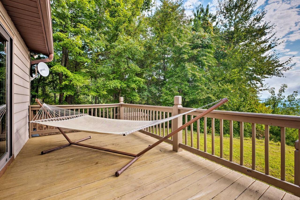 Smoky Mountain Vacation Rental Near Bryson City! Exterior photo